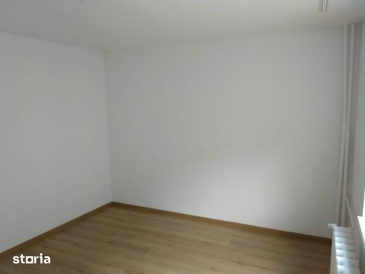Apartament cu 2 camere decomandat în Centrul Civic