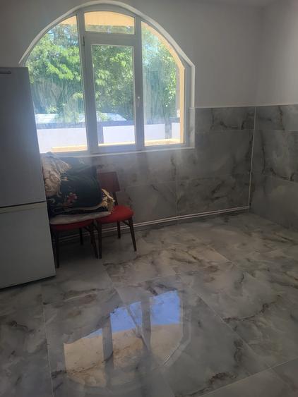 Casă cu 4 camere cu Teren 300 Mp în Năvodari
