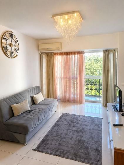 2 camere | Unirii – Tribunal | Liniștit, balcon | 600 € - 1