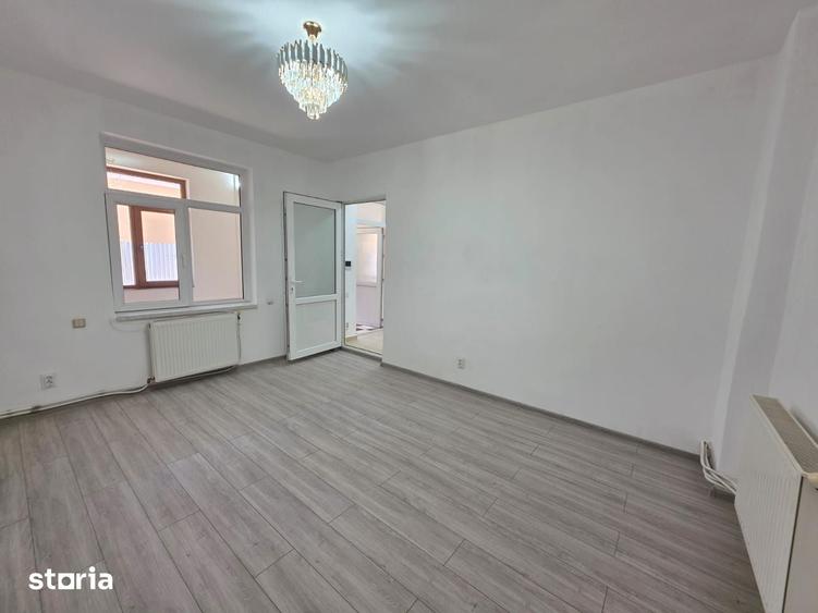 Casă cu 4 camere cu Teren 550 Mp în Ultracentral
