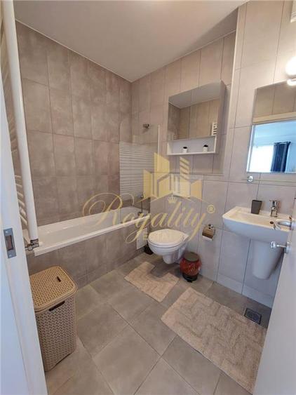 Apartament cu 2 camere decomandat în Lipovei