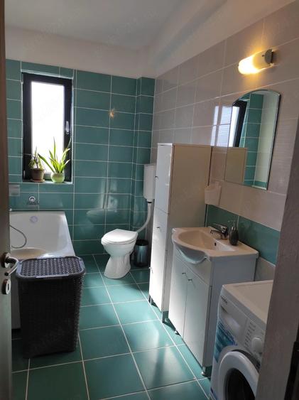Apartament cu 2 camere decomandat în Florești