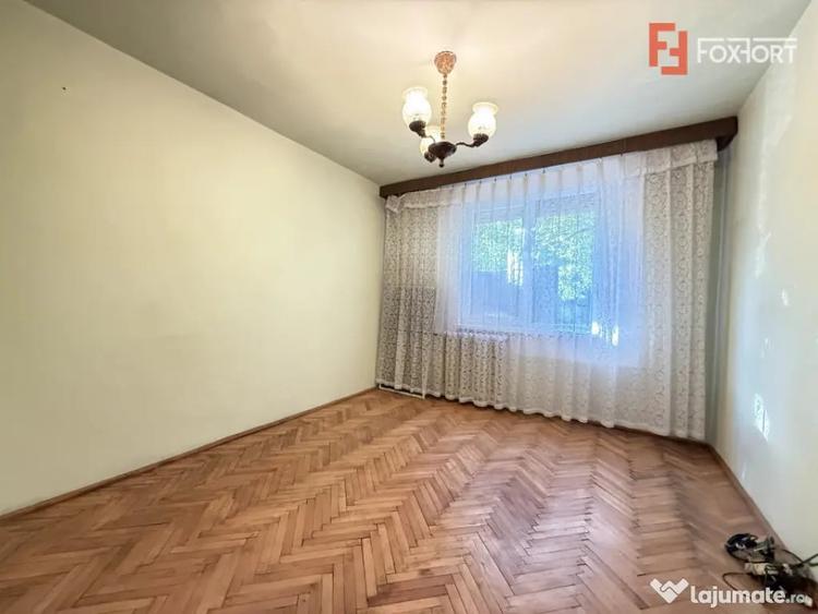 Apartament cu 3 camere semidecomandat în Circumvalațiunii