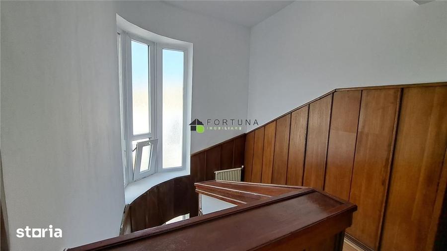 Apartament cu 4 camere în Centrul Civic