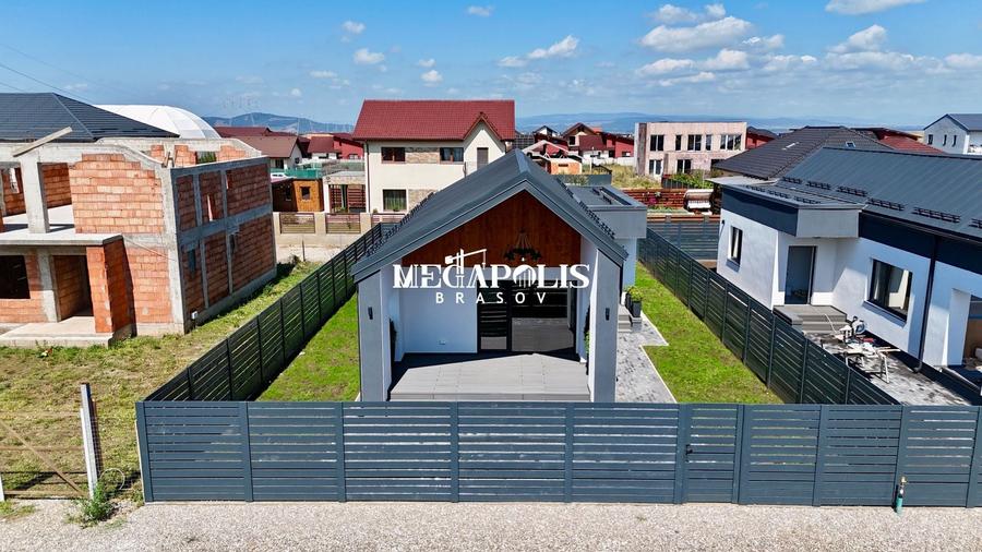 Casă individuală cu 3 camere cu Teren 300 Mp în Uzina 2