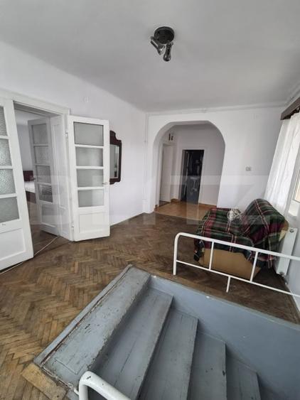 Apartament cu 2 camere decomandat, mobilat în Central