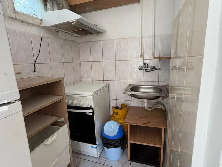 Garsonieră semidecomandată în Brâncoveanu