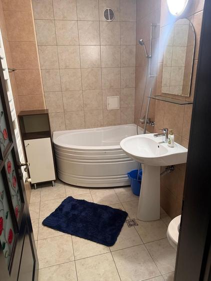 Garsonieră decomandată în Dosu Bricii