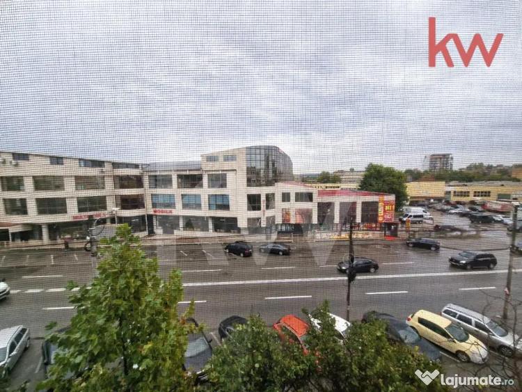 Apartament cu 2 camere decomandat, mobilat în Central