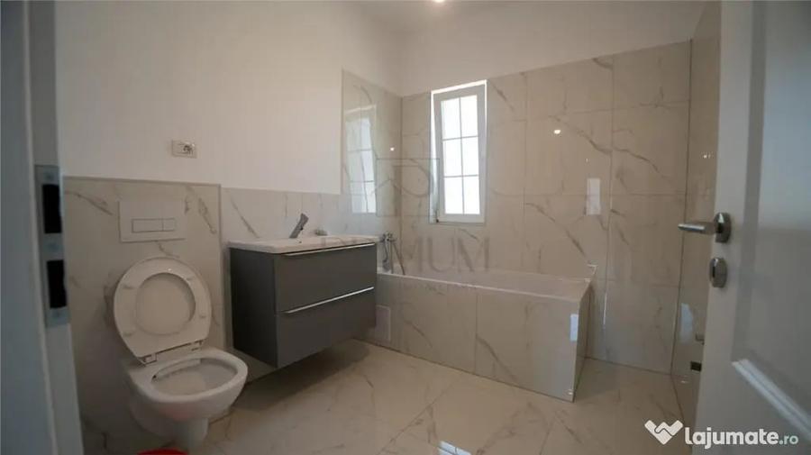 Casă cu 4 camere cu Teren 330 Mp în Central