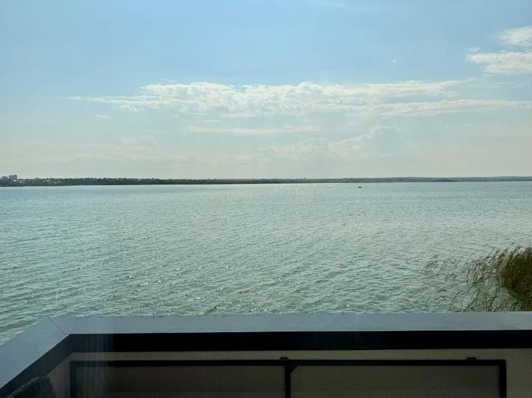 Apartament 3 camere Mamaia, vis a via de Hotel Iaki, cu vedere la lac - 11