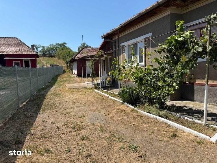 Casă cu 3 camere cu Teren 100 Mp în Zimbor