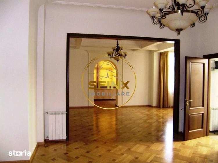 Dorobanti Capitale, parter de vila interbelica, curte proprie 300mp - 2