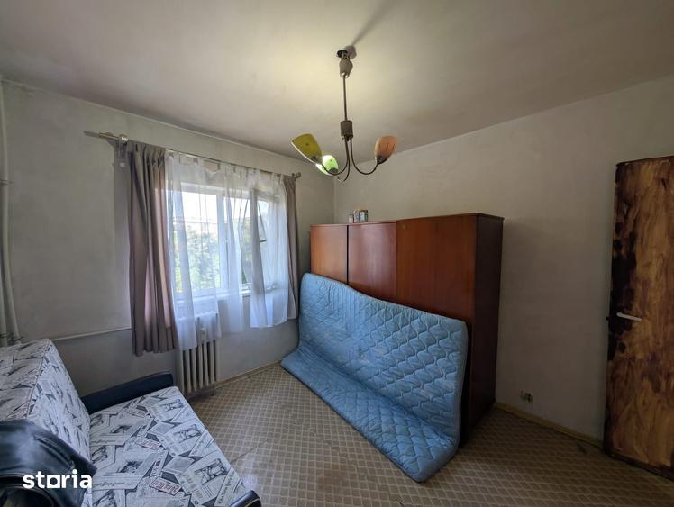 Apartament cu 3 camere decomandat în Mărășești