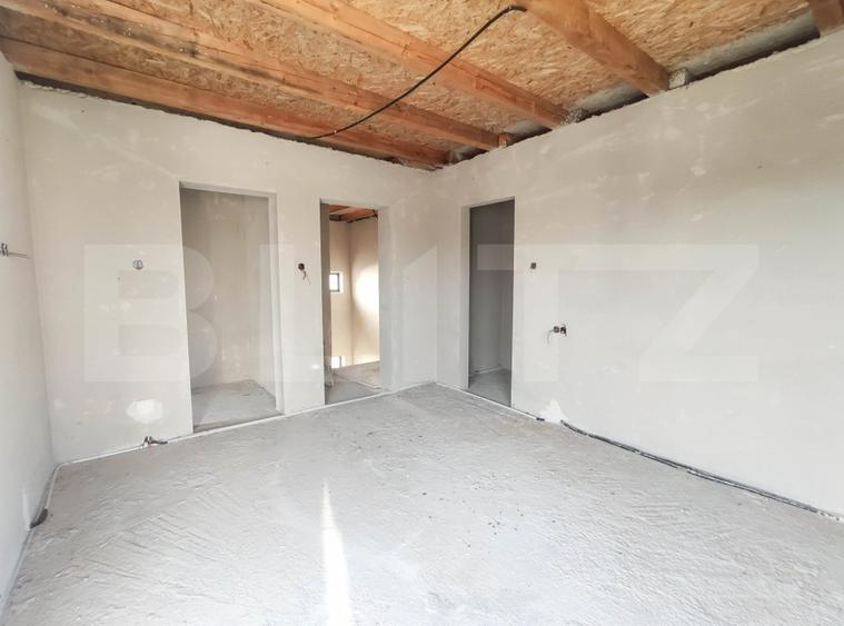 Casă individuală cu 6 camere cu Teren 525 Mp în Păulești