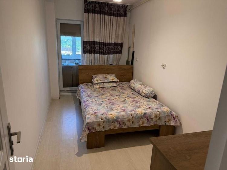 Apartament cu 3 camere în Rahova