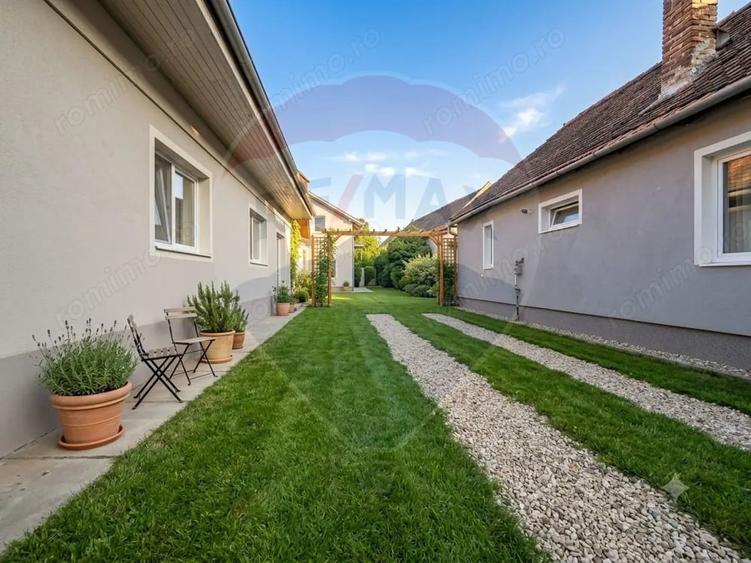 Casă cu Teren 2236 Mp în Ultracentral
