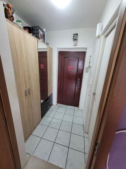 Garsonieră semidecomandată în Astra
