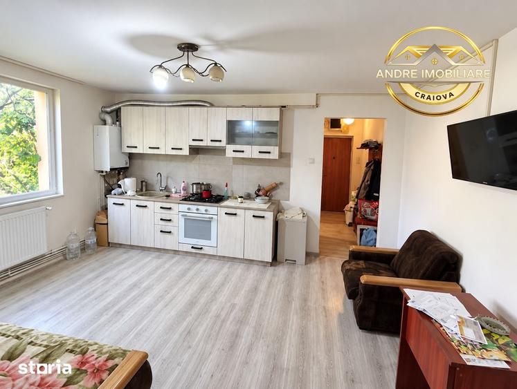Apartament cu 2 camere semidecomandat în Calea București