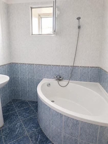 Apartament cu 2 camere semidecomandat în 13 Septembrie