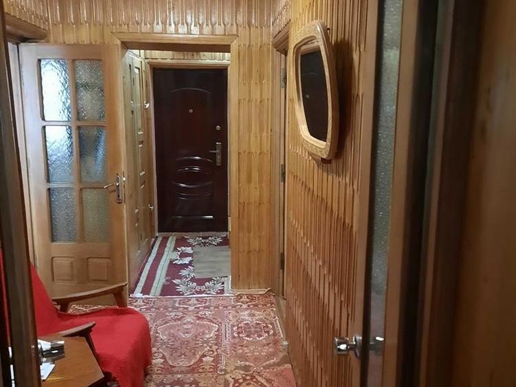 Apartament cu 3 camere decomandat în Fălticeni