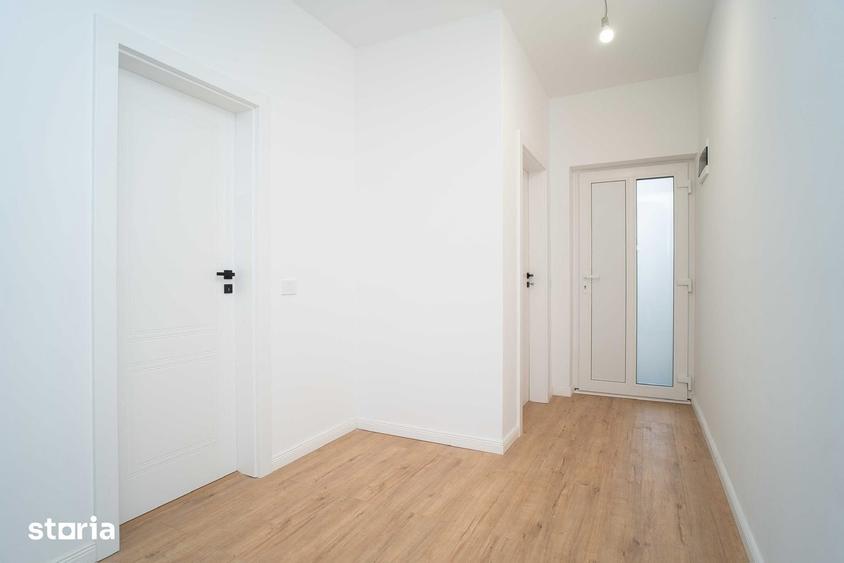 Casă cu 3 camere cu Teren 40 Mp în Bucium
