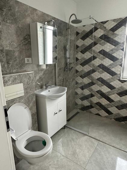 Apartament cu 2 camere semidecomandat, mobilat în Giroc