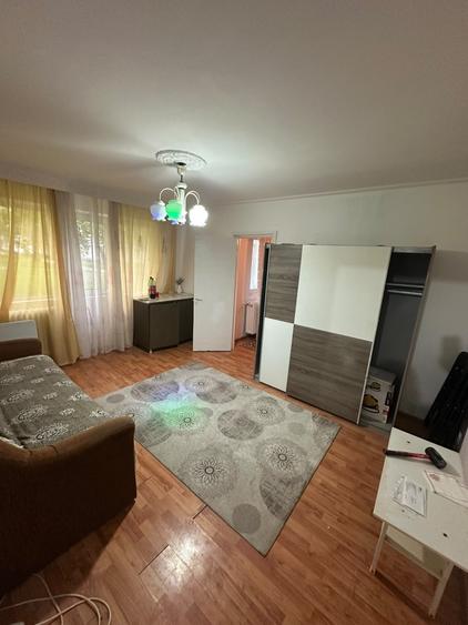 Apartament cu 2 camere nedecomandat în Alexandru cel Bun