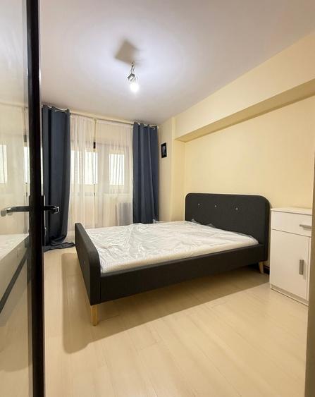 Apartament cu 3 camere semidecomandat, mobilat în Cug