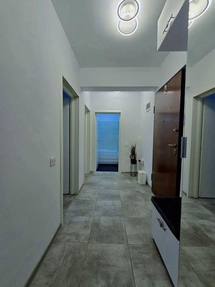 Apartament cu 2 camere decomandat în Dobroești