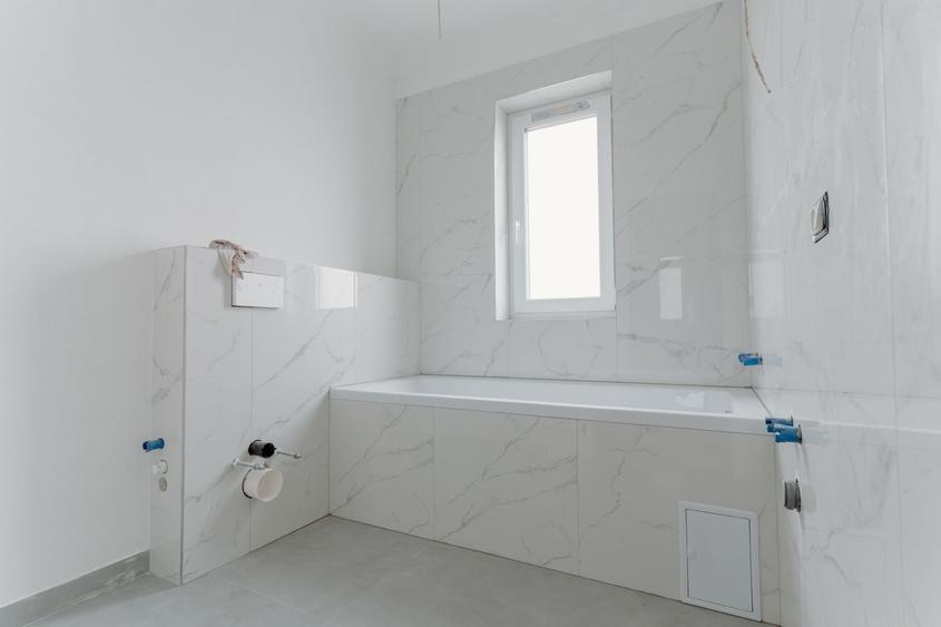 Casă individuală cu 4 camere cu Canalizare în Sânmihaiu German