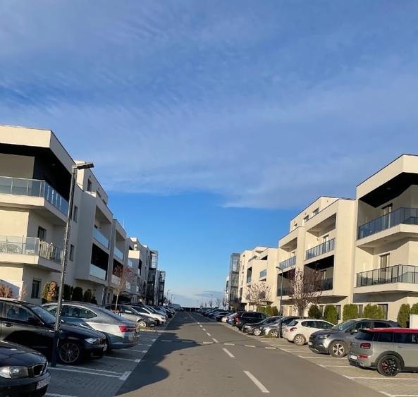 Apartament cu 2 camere decomandat în Tunari