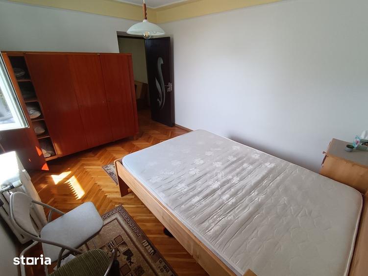 Apartament cu 2 camere semidecomandat, mobilat în Ultracentral