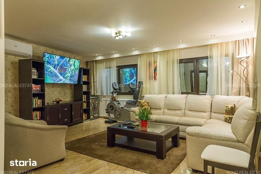 Casă cu 5 camere cu Teren 1040 Mp în Tamași