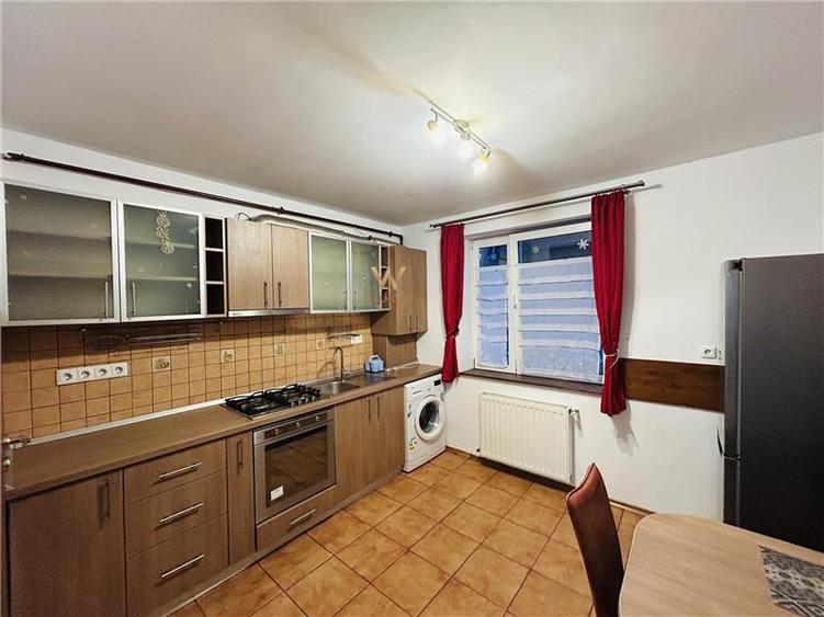 Apartament cu 2 camere decomandat în Turnișor