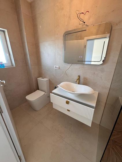Duplex cu 4 camere cu Canalizare în Moșnița Nouă