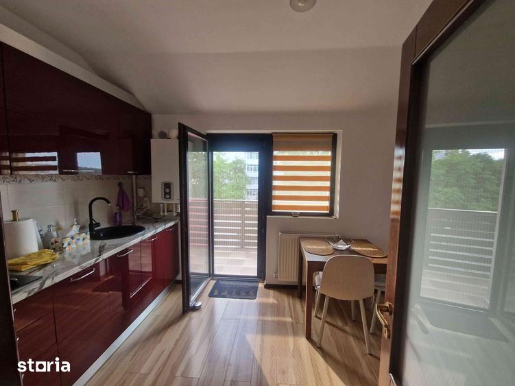 Apartament cu 2 camere în Podu Roș