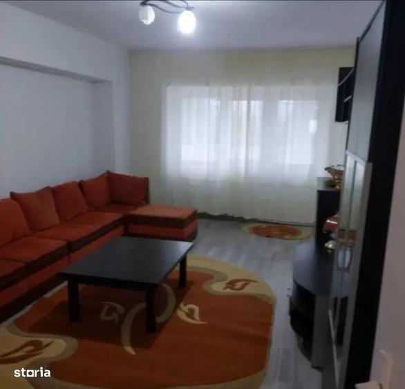 Apartament cu 2 camere decomandat în Nicolina