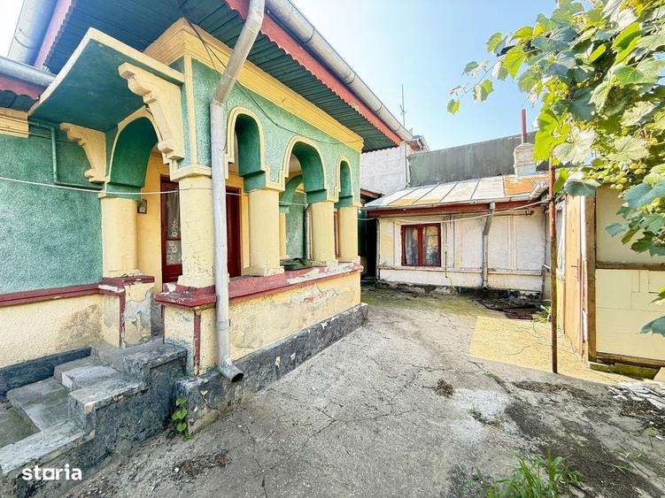 Casă cu 2 camere în Rahova
