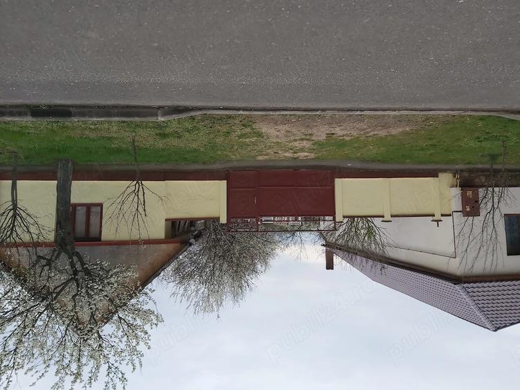 Casă cu Teren 1440 Mp în Central