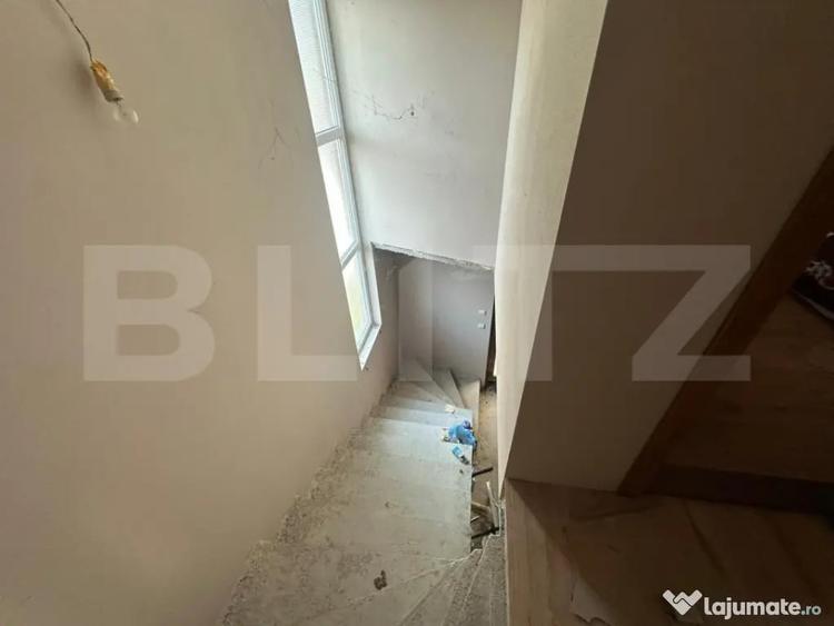 Casă cu 3 camere cu Teren 4075 Mp în Central