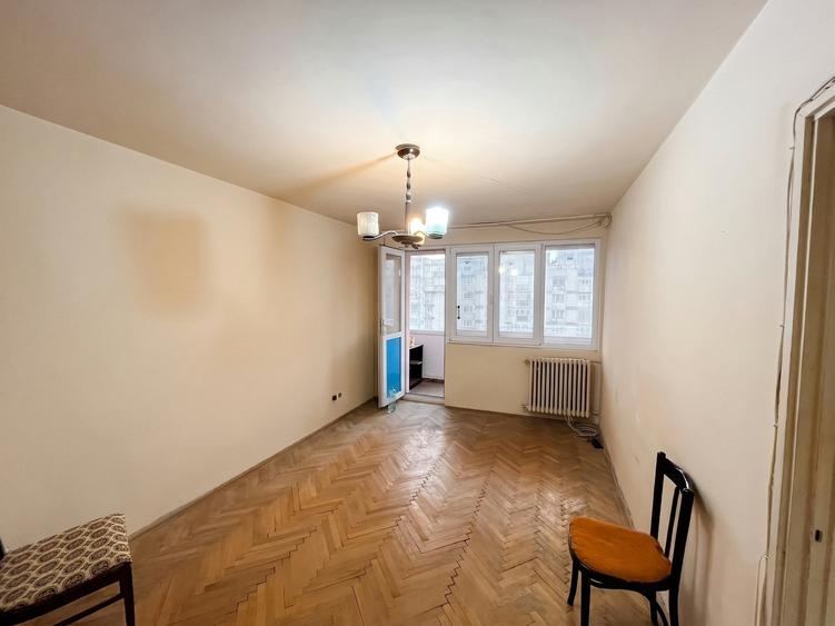 Apartament cu 2 camere semidecomandat în Bucur Obor