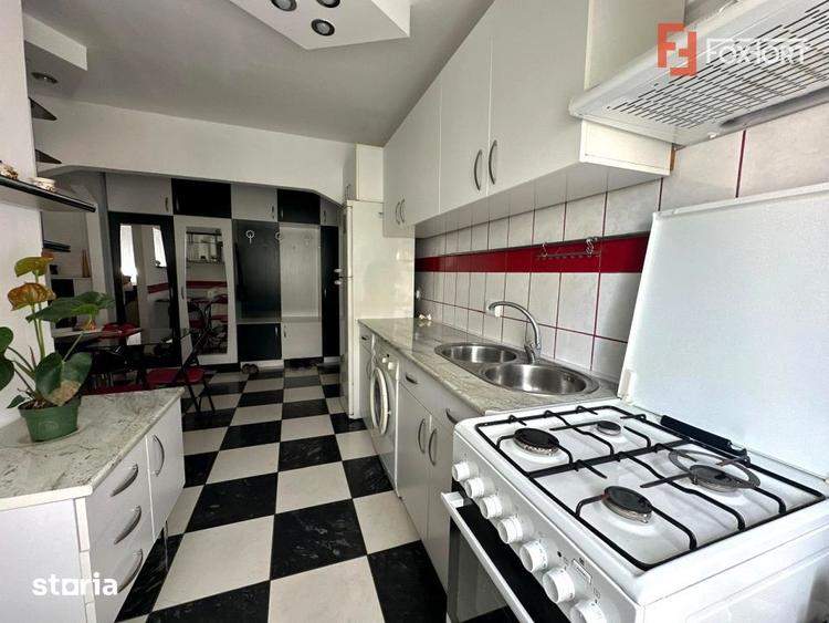 Apartament cu 2 camere semidecomandat, mobilat în Micălaca
