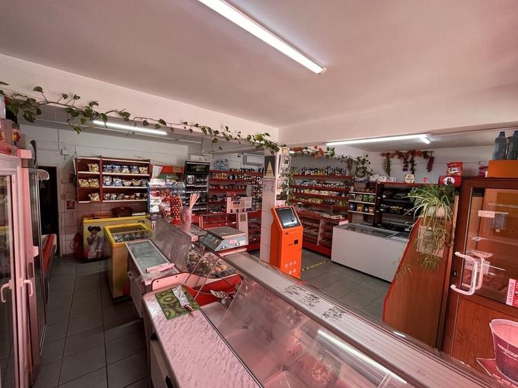 Spațiu comercial, de 60 mp, în Bărcănești