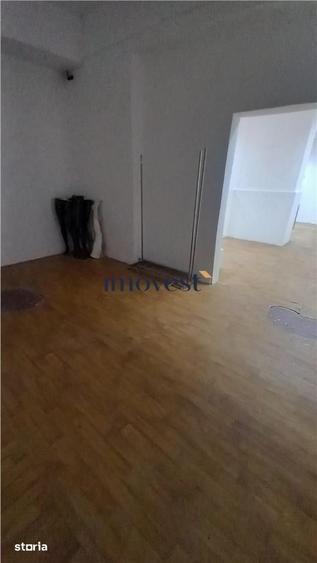 Spațiu comercial, de 190 mp, în Central