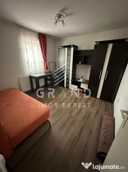 Garsonieră decomandată în Gruia