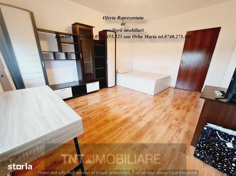 Garsonieră decomandată în Central