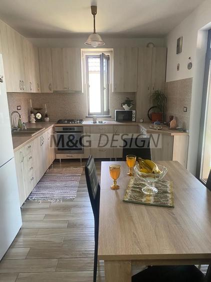 Duplex cu 3 camere cu Canalizare în Moșnița Veche
