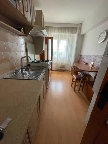 Apartament cu 3 camere decomandat în Obcini