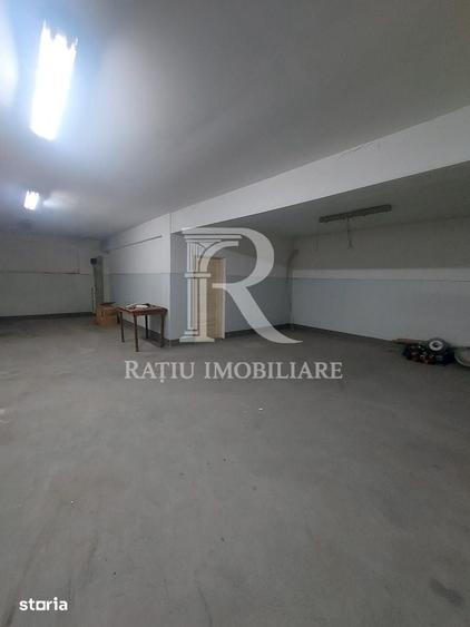Spațiu comercial, de 850 mp, în Borș
